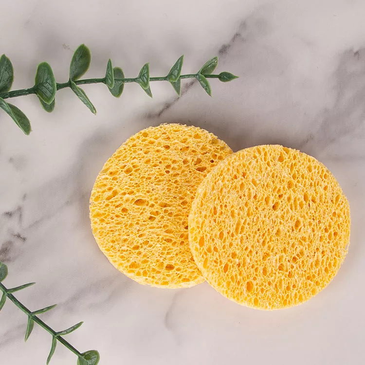 In che modo il pennello giusto per il trucco può migliorare ogni fase della tua routine di trucco?
